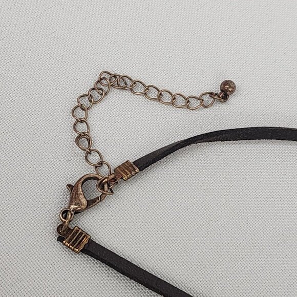 Pineapple Pendant Leather Cord Necklace - Picture 5 of 7